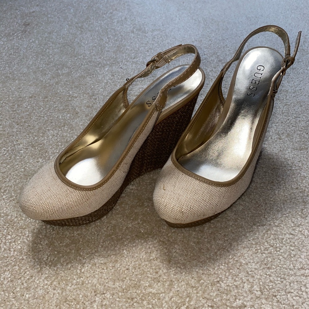 Guess Neutral wedges